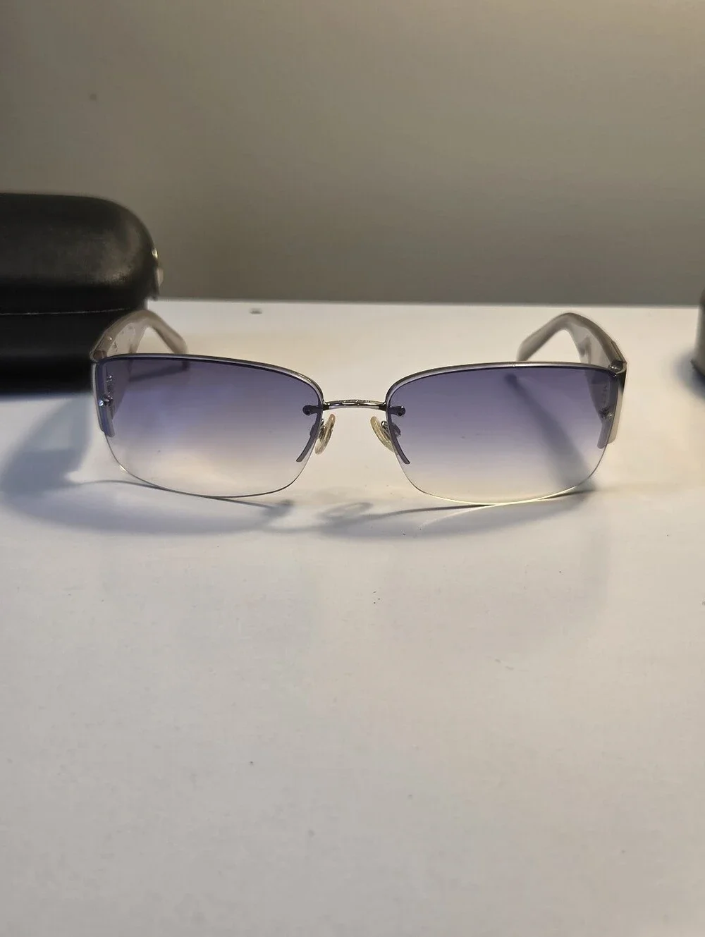 Authentic CHANEL Rimless Sunglasses w Purple Gradient Lenses & Black Logo Case